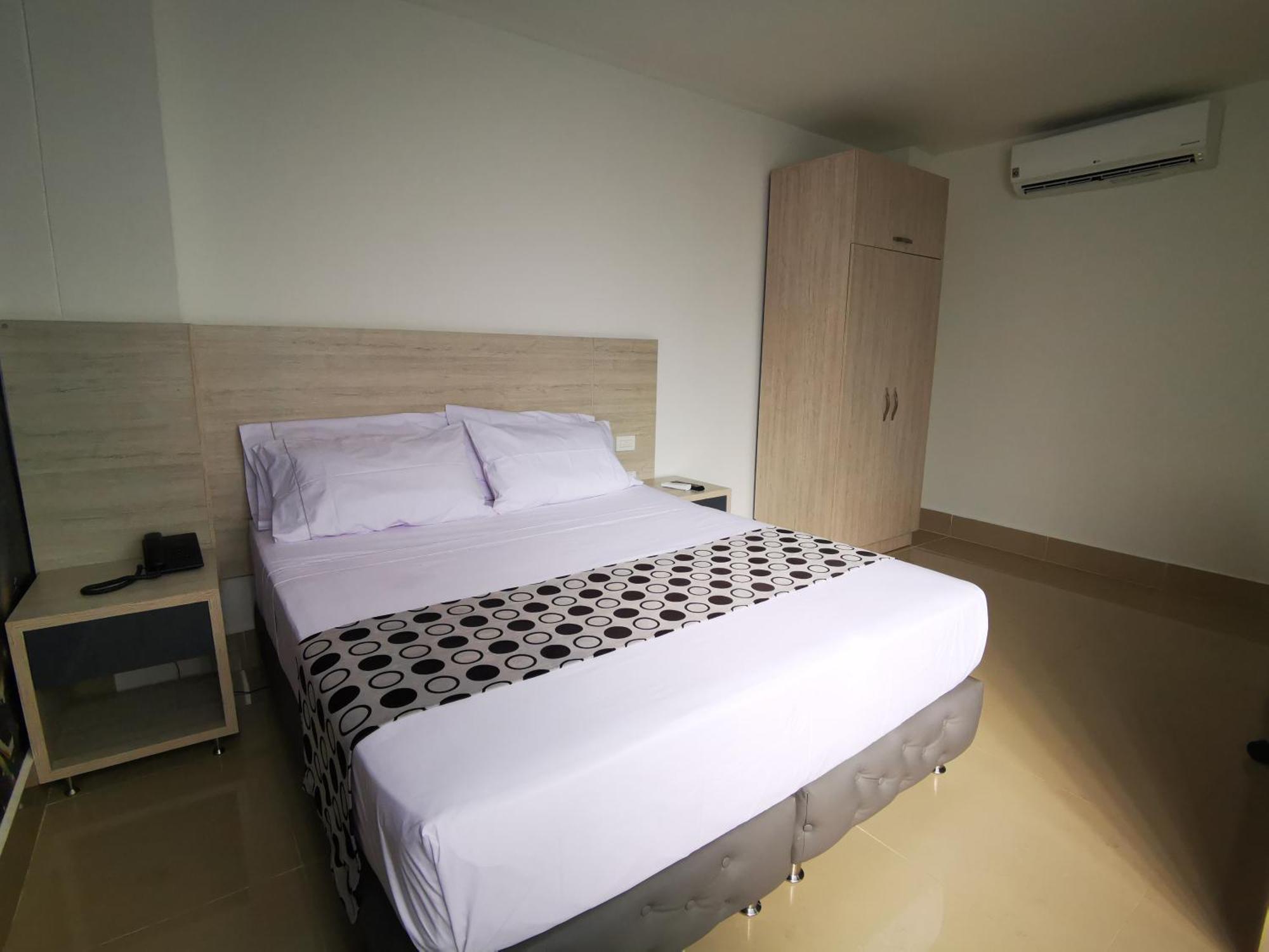 Hotel Lleras Express Medellín Eksteriør bilde