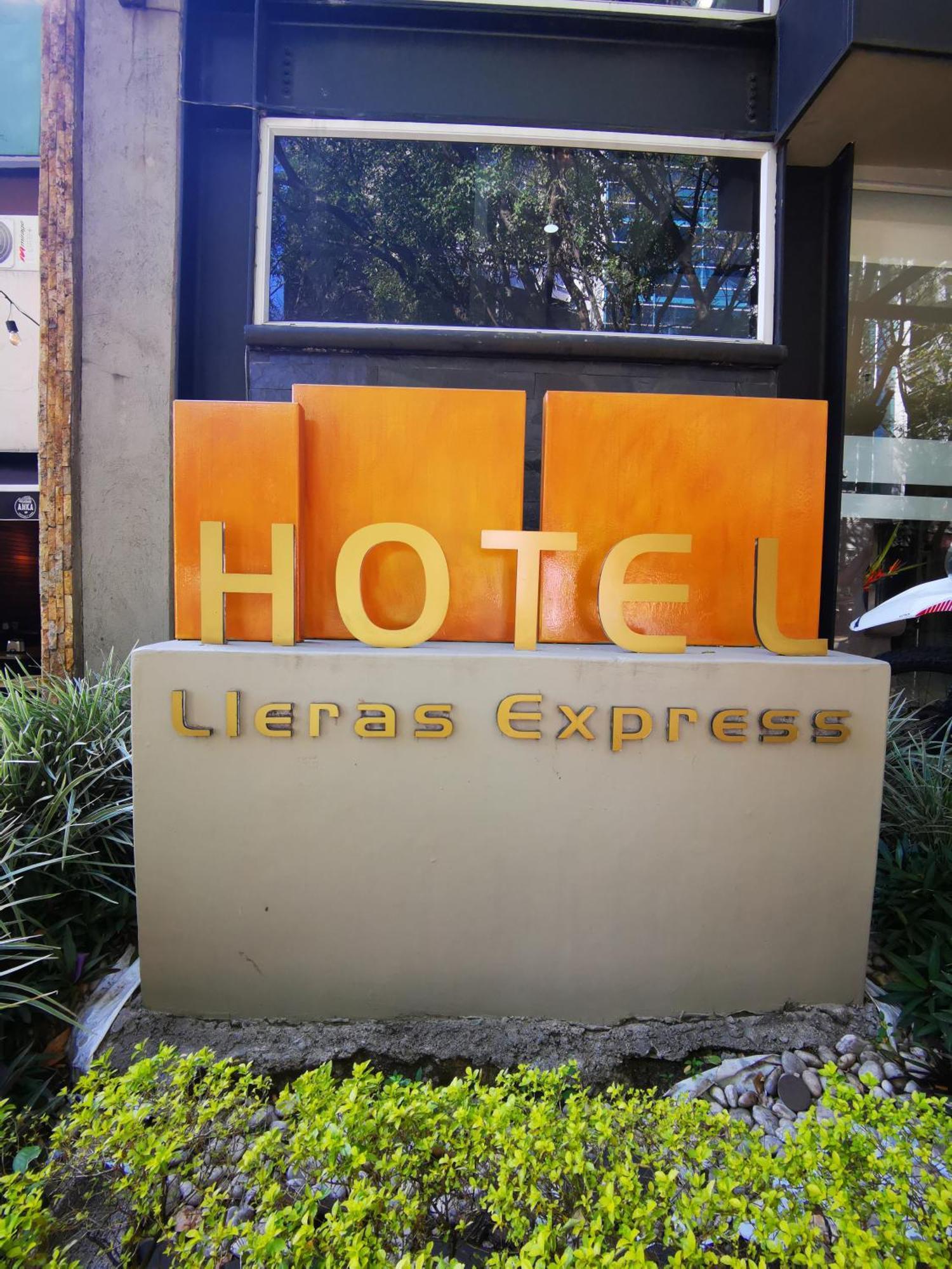 Hotel Lleras Express Medellín Eksteriør bilde